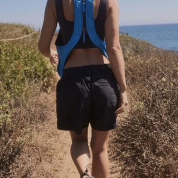 NWT Free People Blue outdoor utility walking running vest - Picture 3 of 7